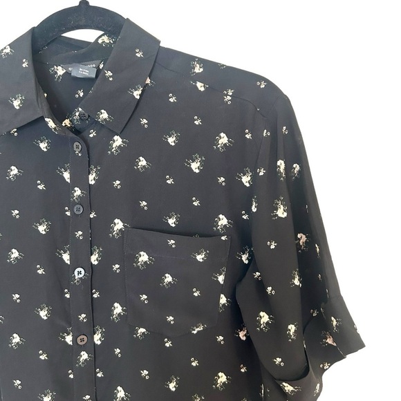 Club Monaco Women's Silk Floral Cropped Button Down Blouse - Picture 2 of 9